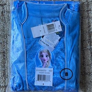 NWT Disney Elsa Nightgown Size 8